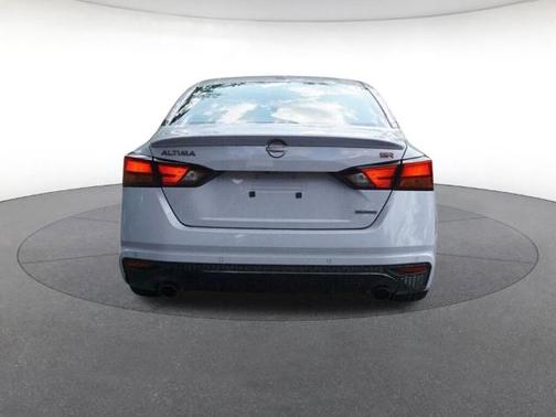 2024 Nissan Altima 2.0 SR
