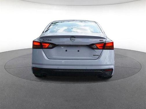 2024 Nissan Altima 2.0 SR