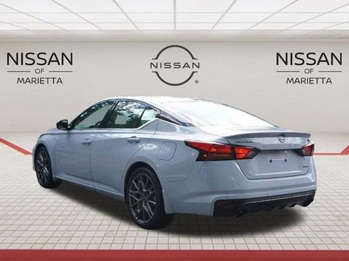 2024 Nissan Altima 2.0 SR