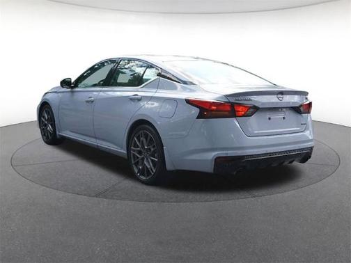 2024 Nissan Altima 2.0 SR