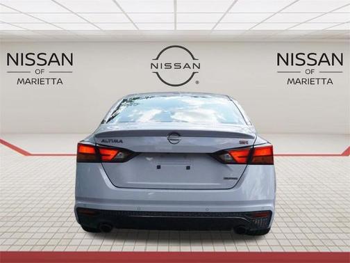 2024 Nissan Altima 2.0 SR