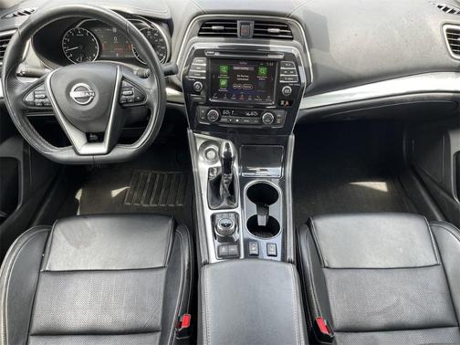 2023 Nissan Maxima SV