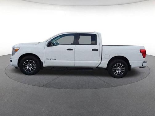 2024 Nissan Titan SV