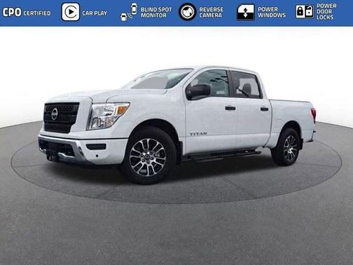 2024 Nissan Titan SV