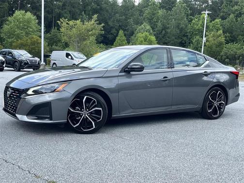 2024 Nissan Altima 2.0 SR