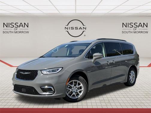 2022 Chrysler Pacifica Touring-L