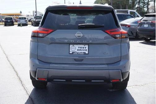 2024 Nissan Rogue SL