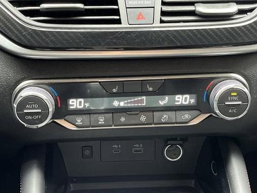 2025 Nissan Altima SR