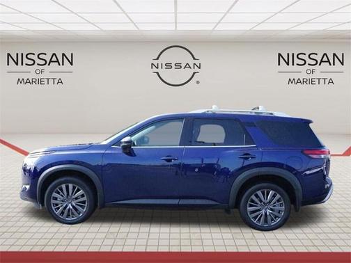 2024 Nissan Pathfinder SL