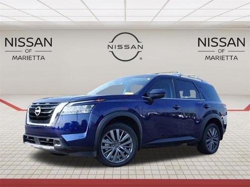 2024 Nissan Pathfinder SL