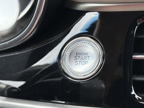 Gray 2025 Genesis G70 2.5T