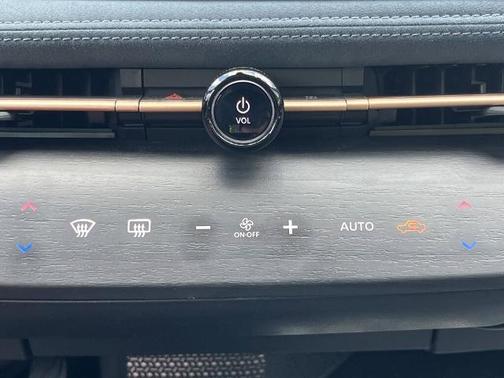 2024 Nissan ARIYA PLATINUM+