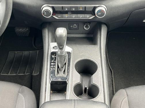 Glacier White 2024 Nissan Altima 2.5 S