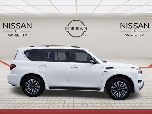 2022 Nissan Armada SL