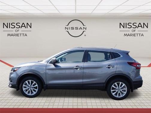 2022 Nissan Rogue Sport SV