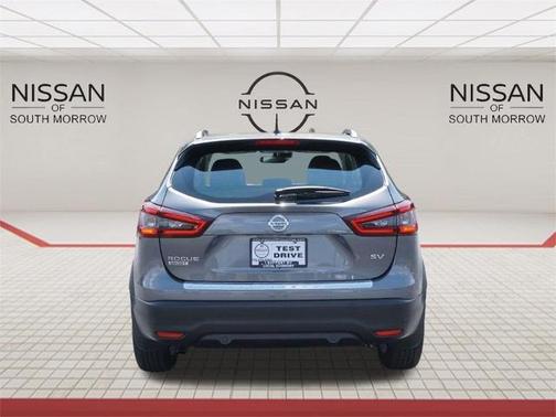 2022 Nissan Rogue Sport SV