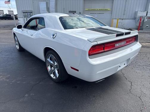2011 Dodge Challenger Base