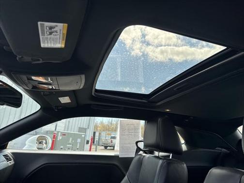 2011 Dodge Challenger Base