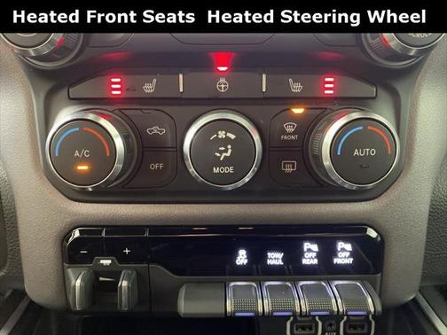 2022 RAM 1500 Big Horn Quad Cab 4x4 64' Box