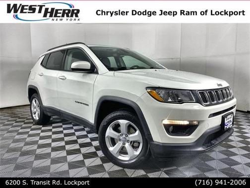 Photo 1 of 23 of 2020 Jeep Compass Latitude