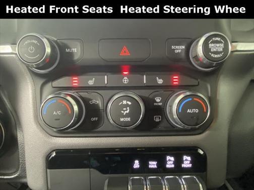 2022 RAM 1500 Big Horn Quad Cab 4x4 64' Box