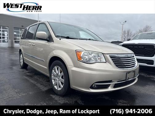 2013 Chrysler Town & Country Touring