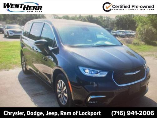 2023 Chrysler Pacifica Hybrid Touring L