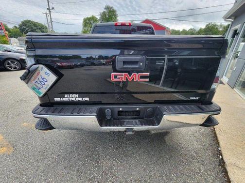 Black 2017 GMC Sierra 1500 SLT