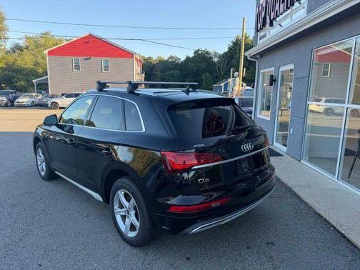 Brilliant Black 2021 Audi Q5 45 Premium