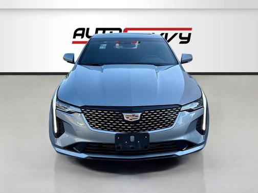 2025 Cadillac CT4 Luxury RWD