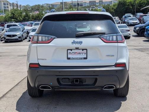 2022 Jeep Cherokee Latitude Lux