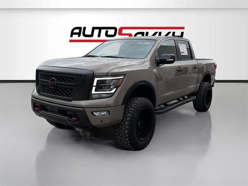2023 Nissan Titan PRO-4X