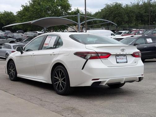 2021 Toyota Camry SE