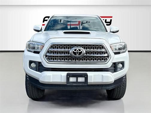 2016 Toyota Tacoma TRD Sport