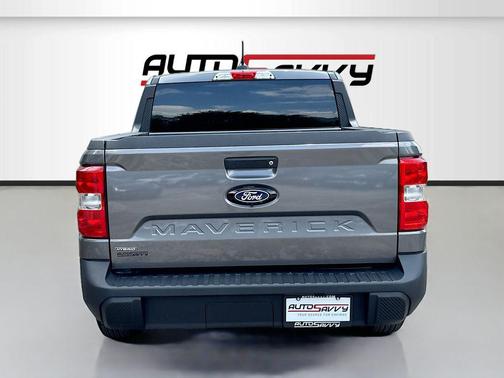 CARBONIZED GRAY METALLIC 2025 Ford Maverick XL