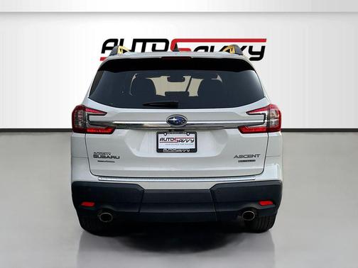 2023 Subaru Ascent Limited 8-Passenger