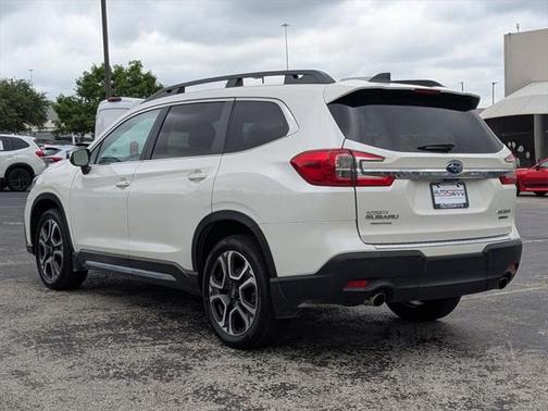 2023 Subaru Ascent Limited 8-Passenger