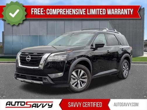 2023 Nissan Pathfinder SL FWD