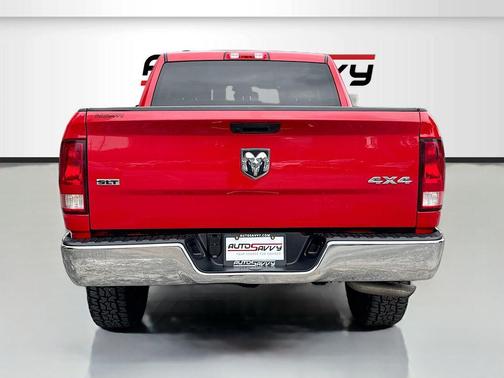 Flame Red Clearcoat 2022 RAM 1500 Classic SLT