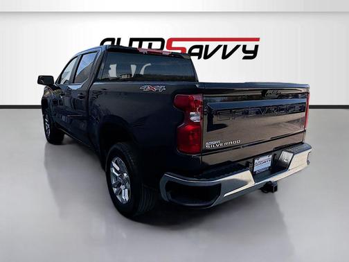 Black 2025 Chevrolet Silverado 1500 LT