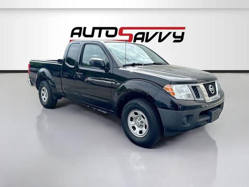 Super Black 2013 Nissan Frontier S