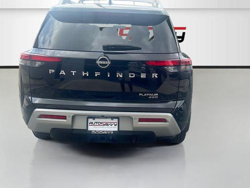Super Black 2023 Nissan Pathfinder Platinum 4WD