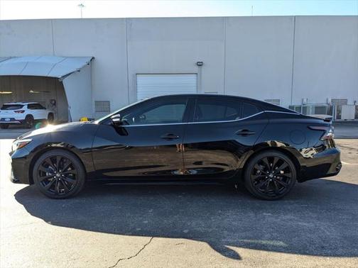 2022 Nissan Maxima SR Xtronic CVT