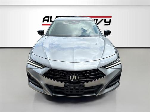 2025 Acura TLX Technology