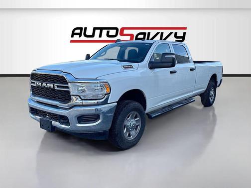 2024 RAM 2500 Tradesman Crew Cab 4x4 8' Box