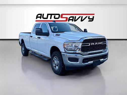 2024 RAM 2500 Tradesman Crew Cab 4x4 8' Box