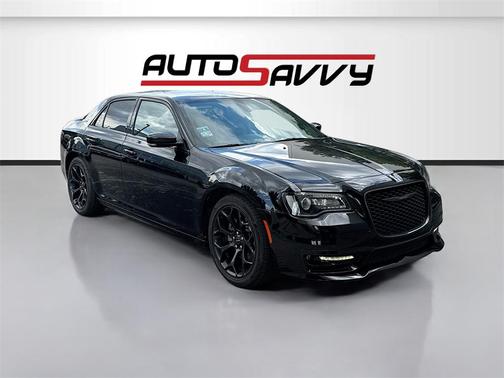 2022 Chrysler 300 S