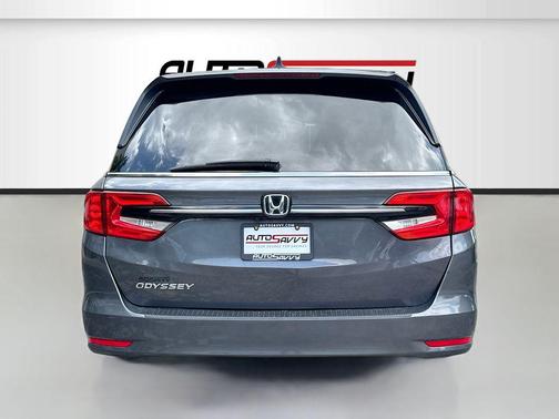 Modern Steel 2024 Honda Odyssey EX-L