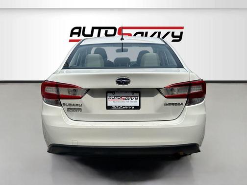 Crystal White Pearl 2023 Subaru Impreza Base