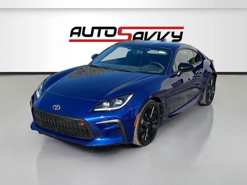 2025 Toyota GR86 Premium